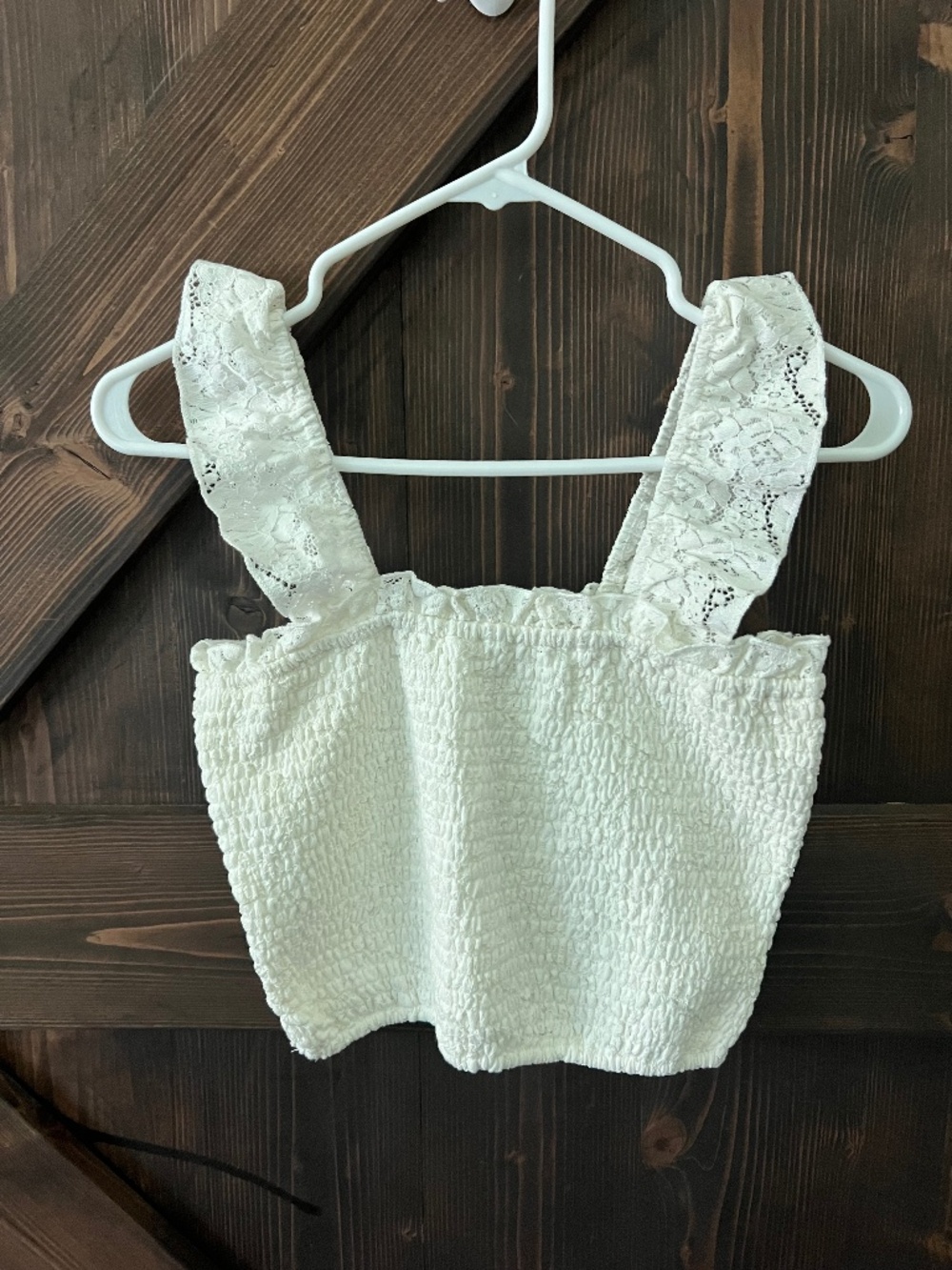 Kirious Los Angeles White Textured Lace Strap Top | Size M | NWOT